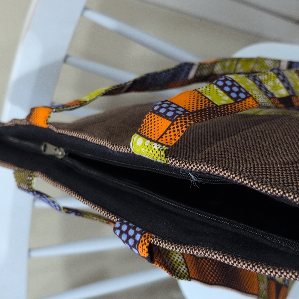 never used Colorful Geometric Tote Bag - Picture 4 of 5
